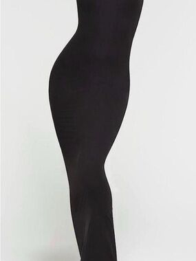 SKIMS Black Seamless High-Waist Undergarment